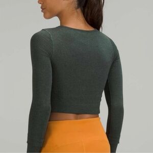 🍋 Lululemon Athletica Forest Green Ribbed Crop Top size 2